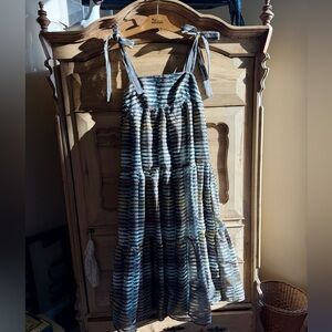 Metallic tiered midi dress